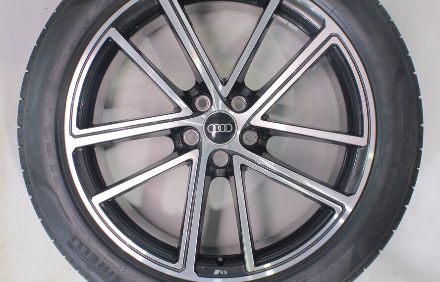 Audi Audi Q5 8MA S-line 20 inch wheels Pirelli Summer tires Original