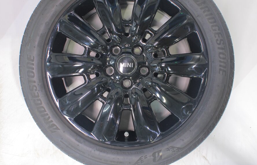 Mini Mini Countryman F60 533 18 inch wheels Bridgestone Runflat Summer tires Original