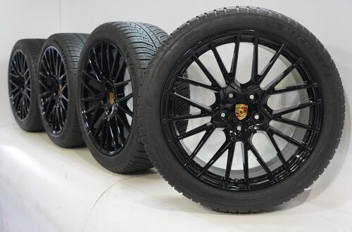 Porsche Porsche Cayenne Coupé 21 inch rims Michelin winter tires Original