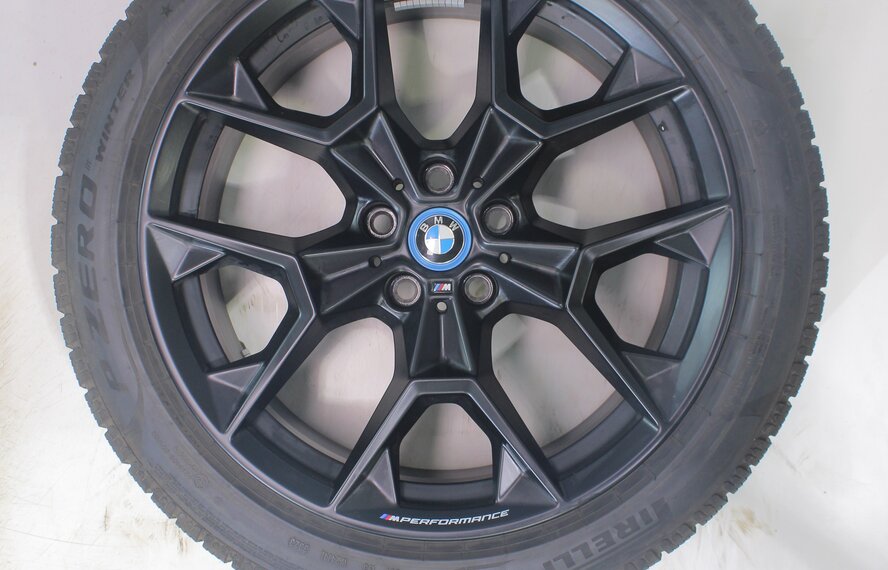 BMW BMW 5 series i5 G60 G61 942M 19 inch rims Pirelli Winter tires Original