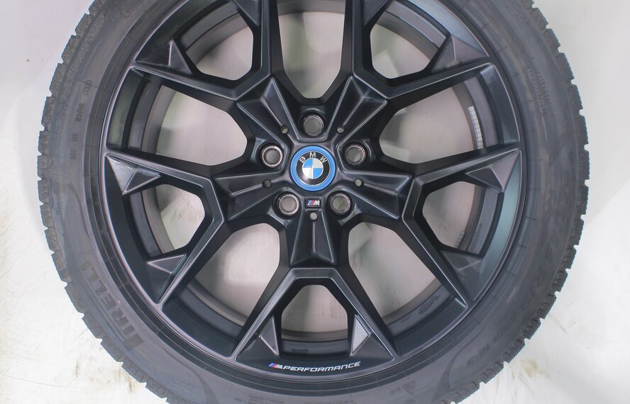 BMW BMW 5 series i5 G60 G61 942M 19 inch rims Pirelli Winter tires Original