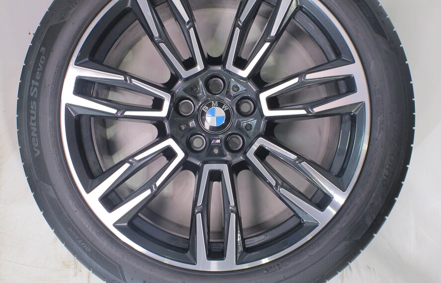 BMW BMW 5 series i5 G60 G61 935M 19 inch wheels Hankook Summer Tires New Original