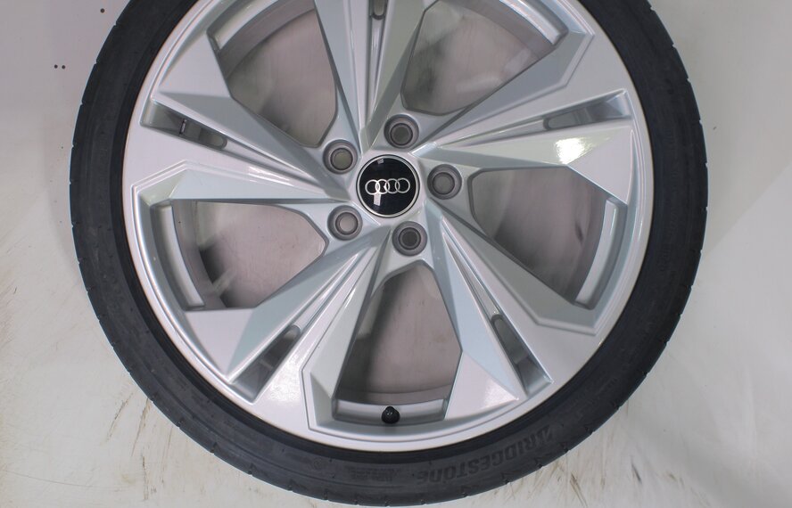 Audi Audi A3 S3 8Y 8V 19 inch rims Bridgestone Summer tires Original