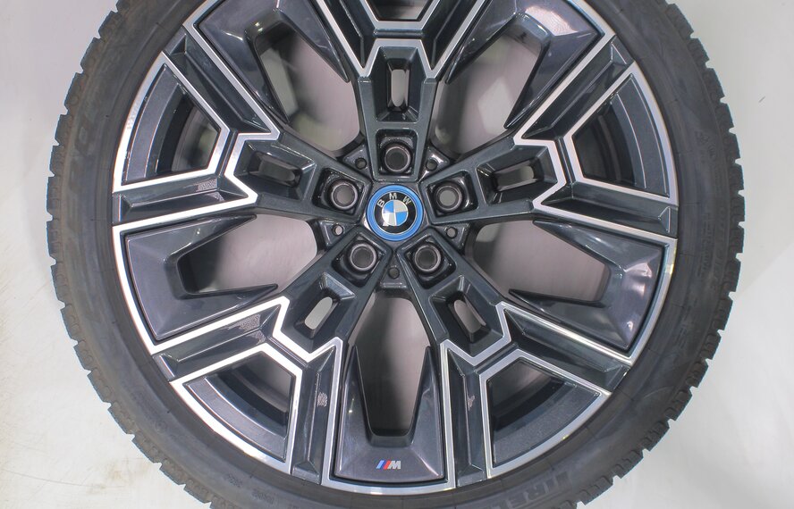BMW BMW 5 series i5 G60 G61 939M 20 inch wheels Pirelli winter tires Original