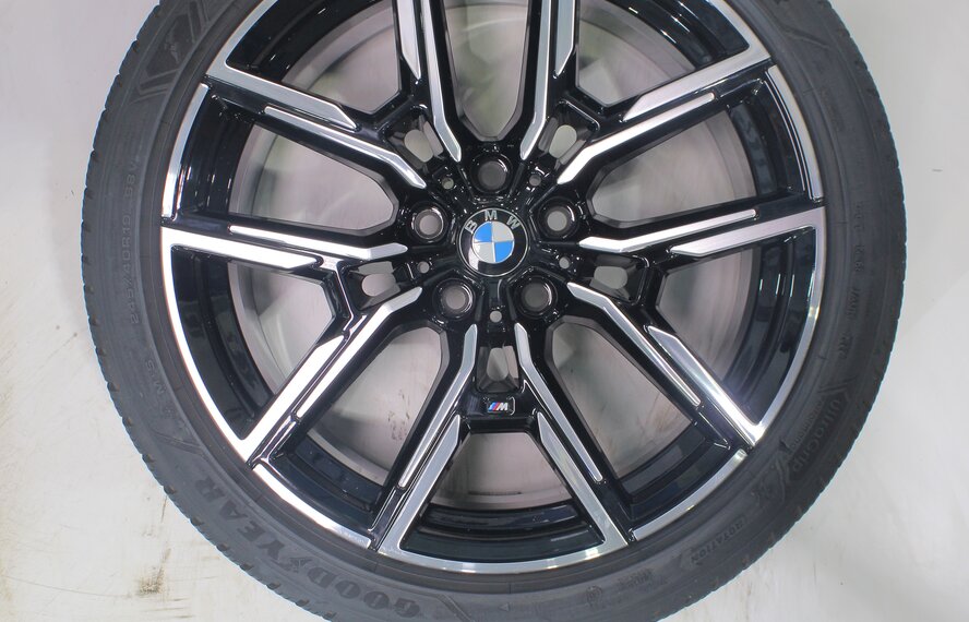 BMW BMW 4 series i4 G26 859M 19 inch wheels Goodyear Winter Tires Original