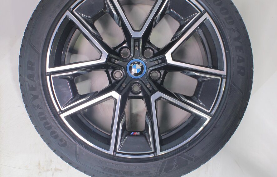 BMW BMW 4 series i4 G26 858M 18 inch wheels Goodyear Winter Tires New Original