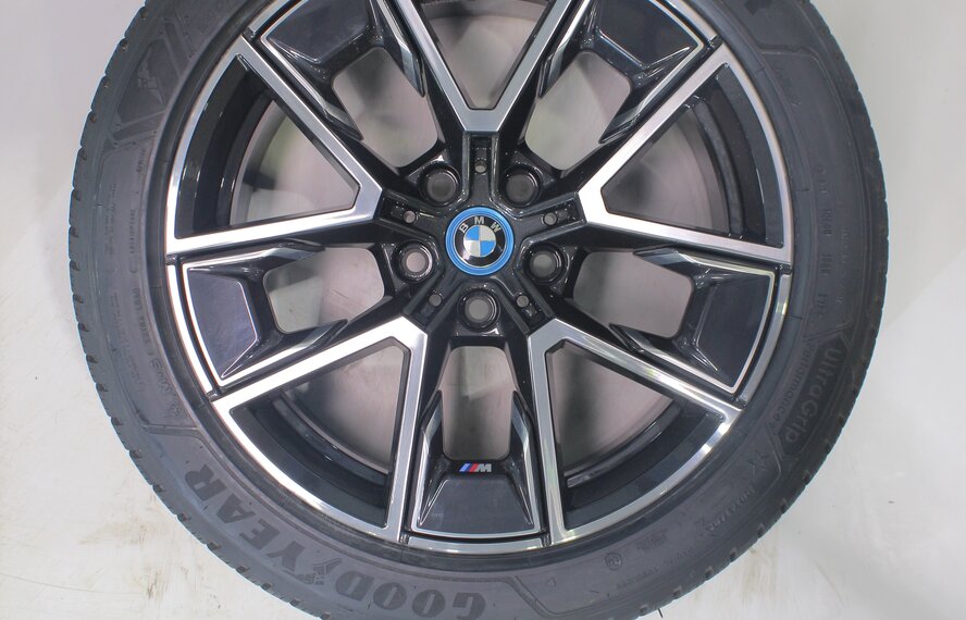 BMW BMW 4 Series i4 G26 858M 18 inch wheels Goodyear Winter Tires Original