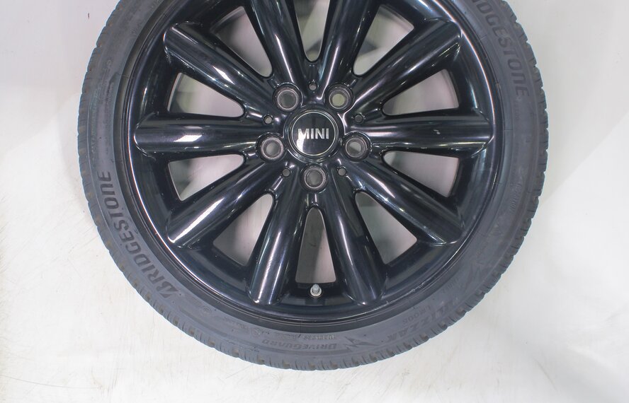 Mini Mini Cooper / S / One / Convertible F55 F56 F57 499 17 inch wheels Bridgestone Runflat Winter tires Original