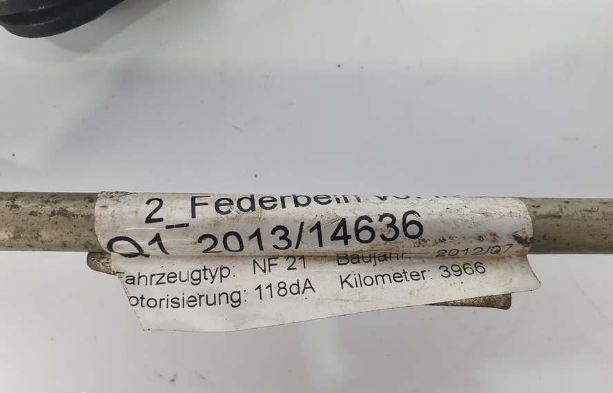 BMW BMW 1-Series 6792211 /12 Left and Right