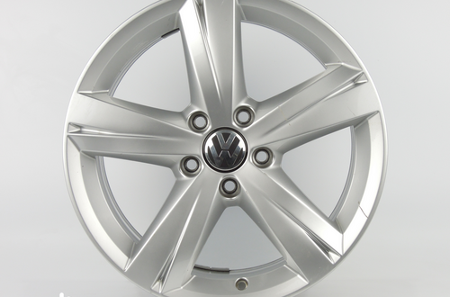 Volkswagen Original Volkswagen Beetle 5C0601025AA Spin Rim