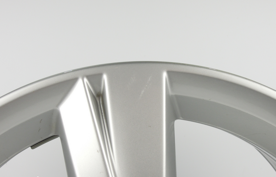 Volkswagen Original Volkswagen Beetle 5C0601025AA Rim