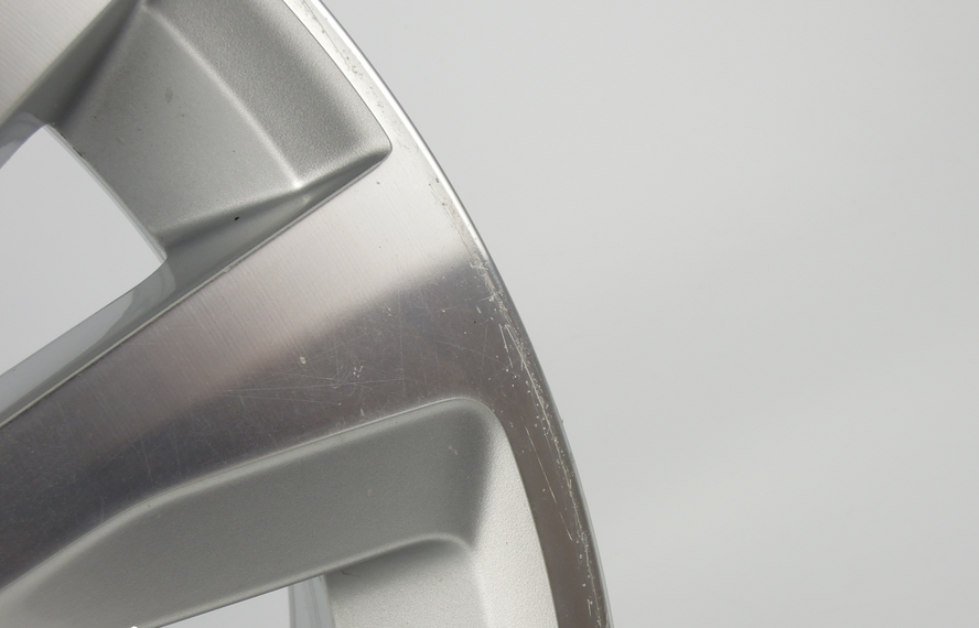 Volkswagen Original Volkswagen Jetta 5C0601025L Rim