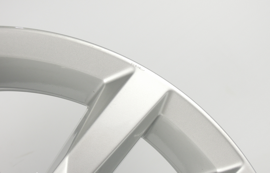 Volkswagen Original Volkswagen Passat 3G0601025 Rim