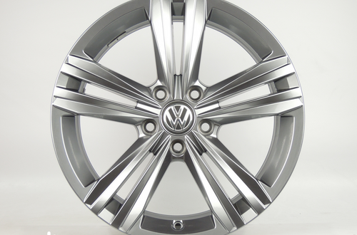 Volkswagen Original Volkswagen Jetta 5GM601025T Rim