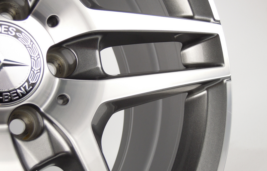 Mercedes Original Mercedes A2074010000 E-Class W207 Rim