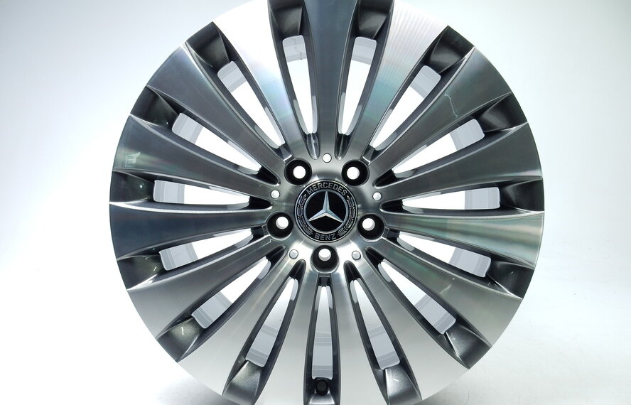 Mercedes Original Mercedes Mercedes E-Klasse W213 A2134011500 Rim