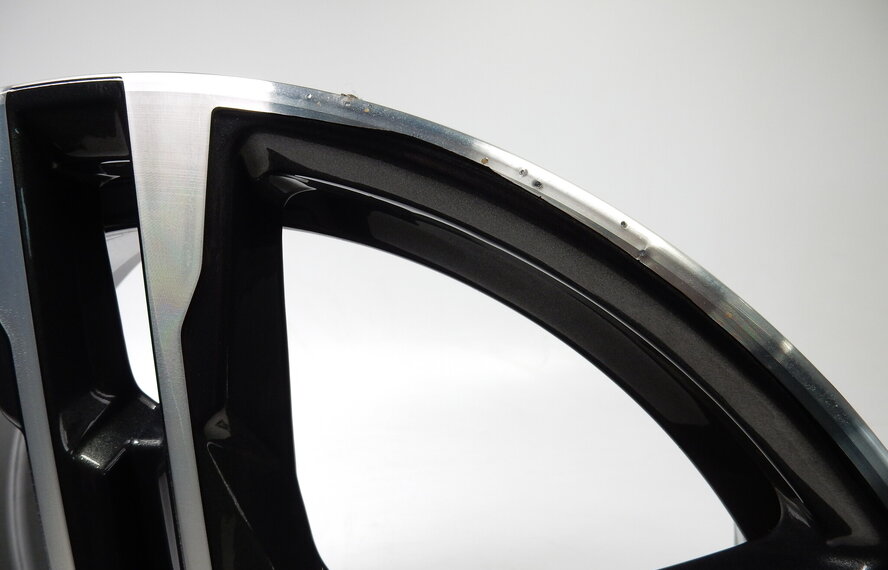 BMW Original BMW 1-Serie F40 / 2-Serie F44 M819 8092352 Rim