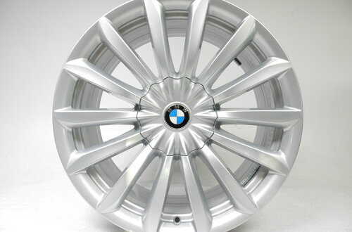 BMW Original BMW 7-Series G11 G32 6-Series 6861225 620 Rim