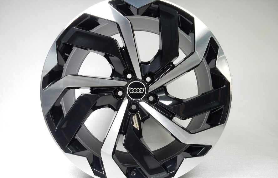 Audi Original Audi e-tron GEN / e-tron Sportback Type: GEA 4KE601025A Rim