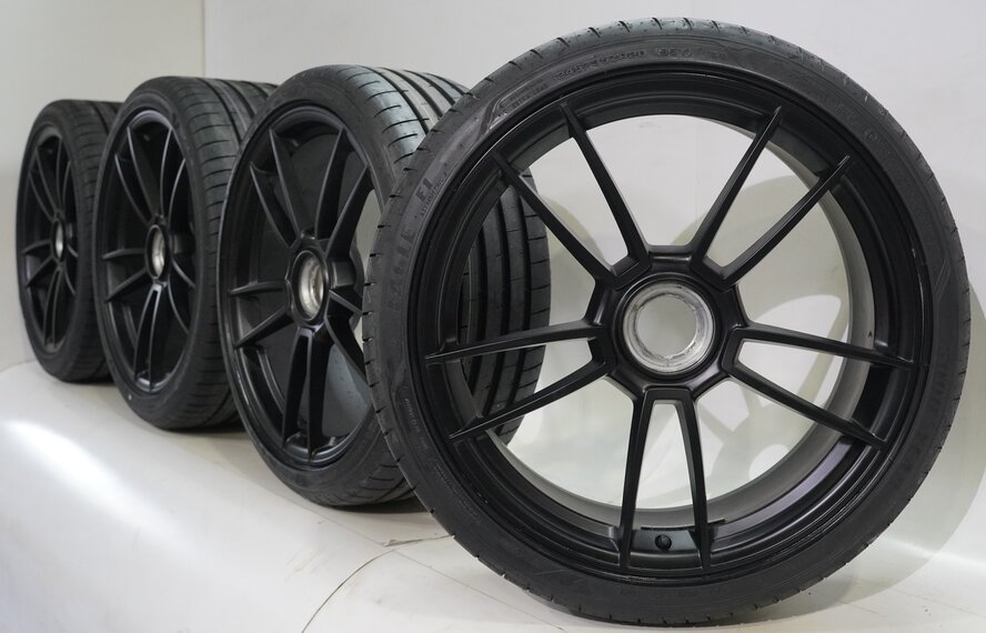 Porsche Porsche 911 992 GTS Turbo S GT3 20 & 21 inch wheels Goodyear Summer tires New Original