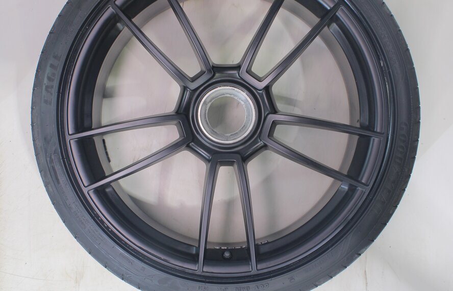 Porsche Porsche 911 992 GTS Turbo S GT3 20 & 21 inch wheels Goodyear Summer tires New Original