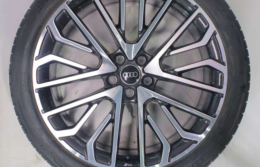 Audi Audi Q5 8MA 21 inch wheels Bridgestone summer tires Original