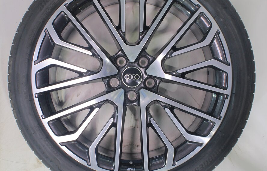 Audi Audi Q5 8MA 21 inch wheels Bridgestone summer tires Original