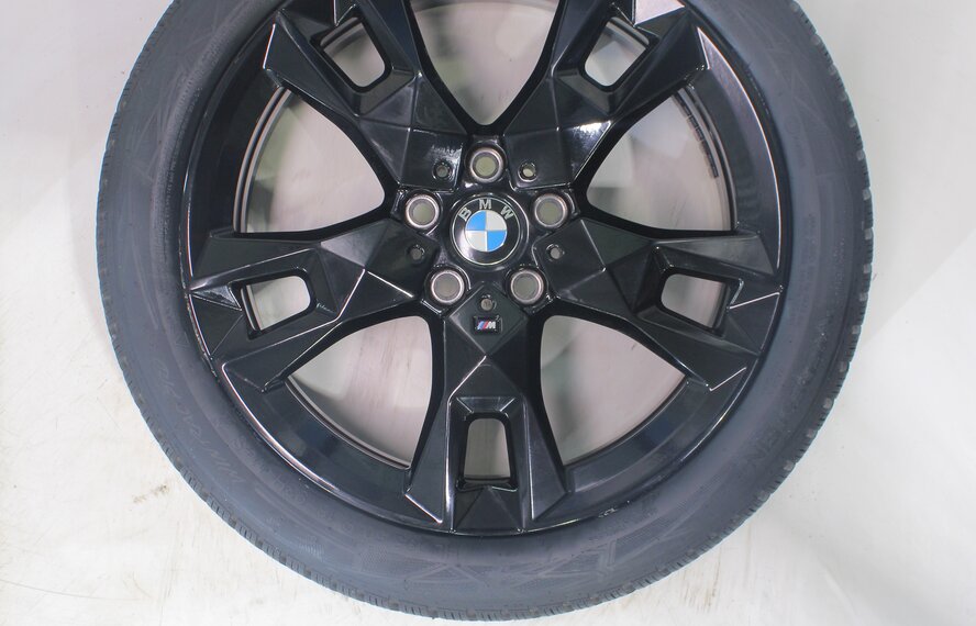 BMW BMW 1 series 2 series F70 F74 968M 18 inch rims Vredestein Winter tires New Original