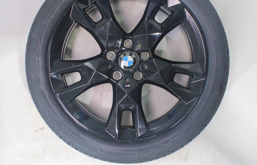 BMW BMW 1 series 2 series F70 F74 968M 18 inch rims Vredestein Winter tires New Original