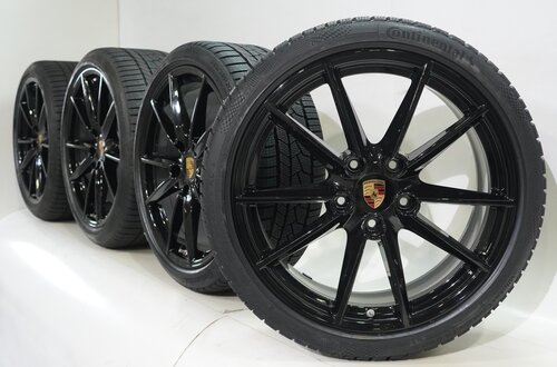 Porsche Porsche 911 992 Carrera S 4S Targa 4S 20 & 21 inch wheels Continental winter tires New Original