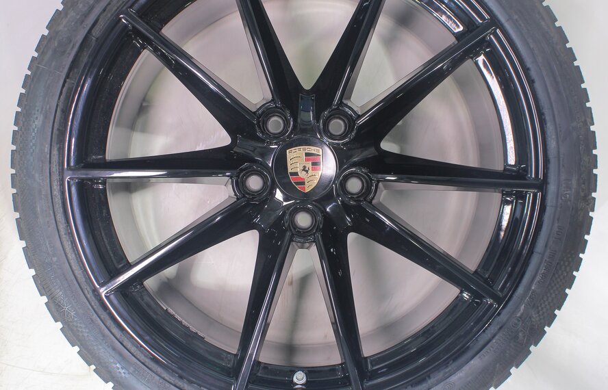 Porsche Porsche 911 992.1 Carrera S 4S Targa 4S 20 & 21 inch wheels Continental Winter Tires New Original