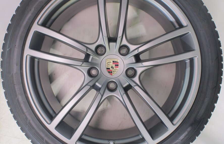 Porsche Porsche Cayenne E3 21 inch rims Hankook Winter tires Original