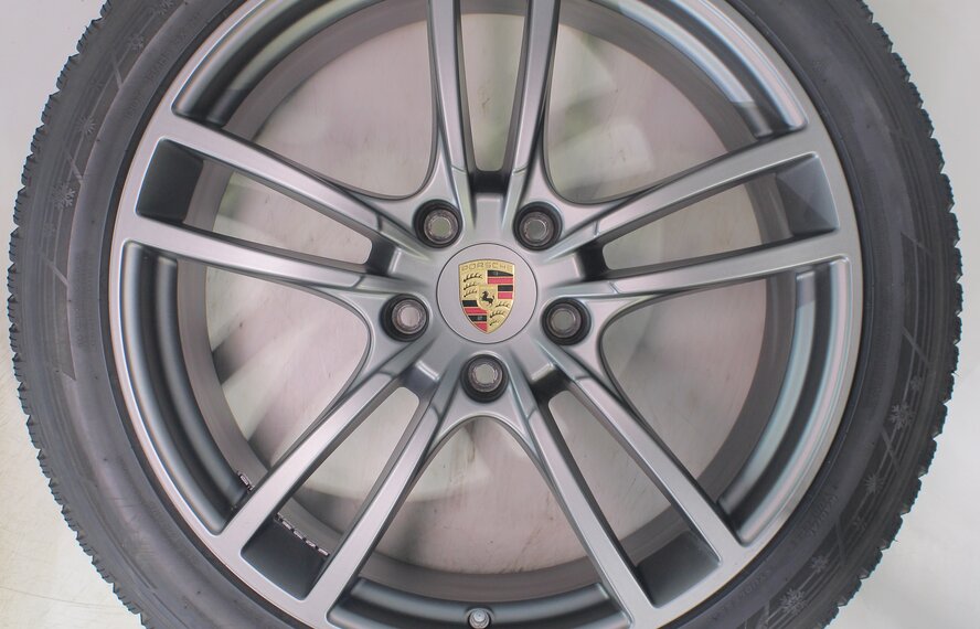 Porsche Porsche Cayenne E3 21 inch rims Hankook Winter tires Original
