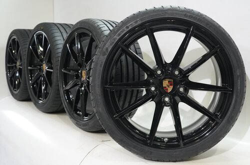 Porsche Porsche 911 992 Carrera S 4S Targa 4S 20 & 21 inch wheels Goodyear summer tires New Original