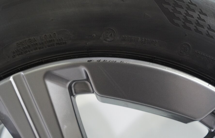BMW BMW 2 series U06 Active Tourer 875 17 inch rims Bridgestone Summer Tires Original