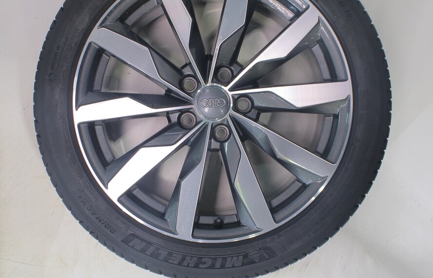 Audi Audi A4 S4 B9 8W 18 inch wheels Michelin Summer Tires Original