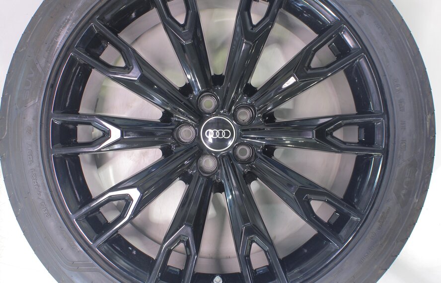 Audi Audi Q7 4M 21 inch wheels Goodyear Summer Tires Original