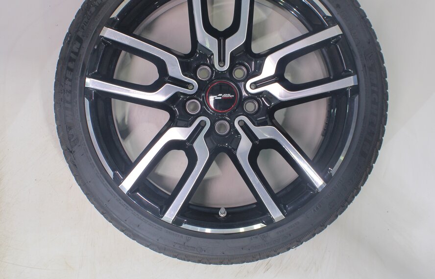 Mini Mini F65 / F66 F67 One / Cooper / Cooper D / Cooper S 960 18 inch wheels Michelin winter tires Original