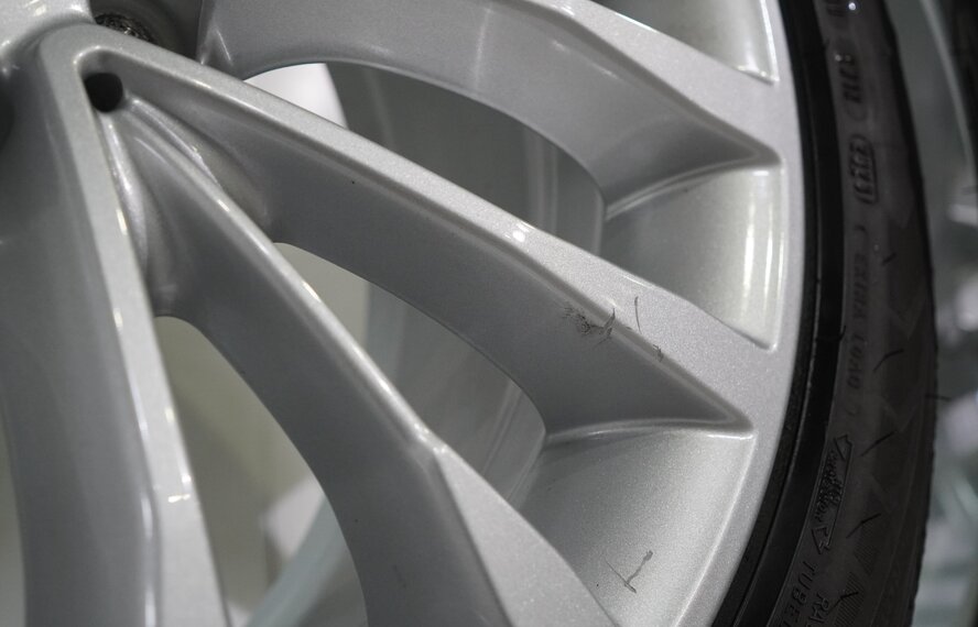 BMW BMW 5 series G30 G31 8 series G14 G15 G16 632 18 inch wheels Goodyear Winter tires Original