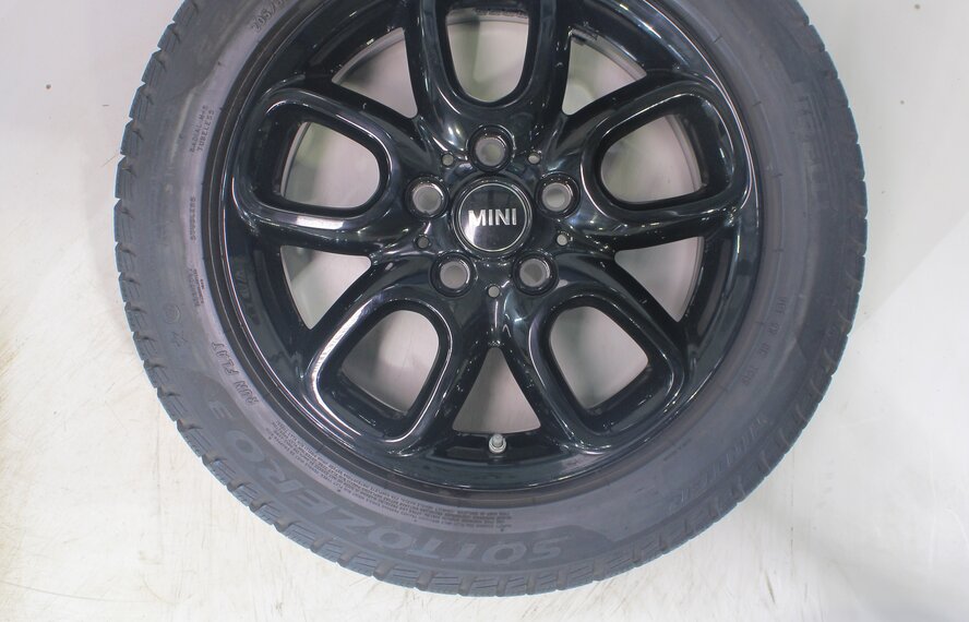 Mini Mini Clubman F54 494 16 inch rims Pirelli Runflat Winter tires Original