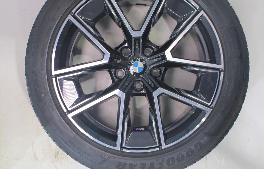BMW BMW 4 Series i4 G26 858M 18 inch wheels Goodyear Winter Tires Original