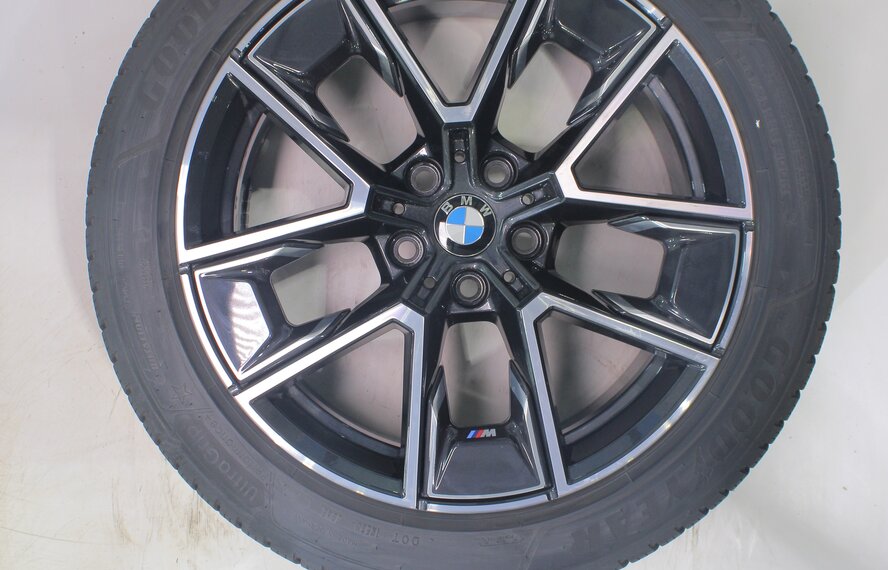 BMW BMW 4 Series i4 G26 858M 18 inch wheels Goodyear Winter Tires Original