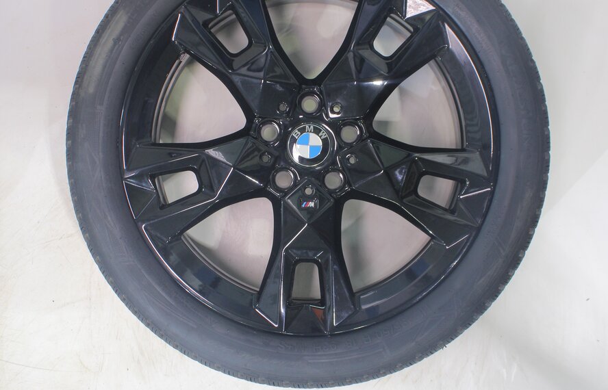 BMW BMW 1 Series 2 Series F70 F74 968M 18 inch wheels Vredestein Winter tires New Original