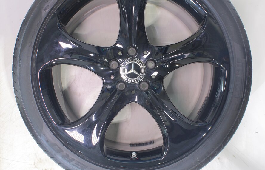 Mercedes Mercedes S-Class W222 20 inch wheels Pirelli Runflat Summer tires Original