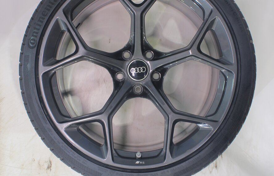 Audi Audi RS4 RS5 B9 20 inch rims Continental winter tires Original