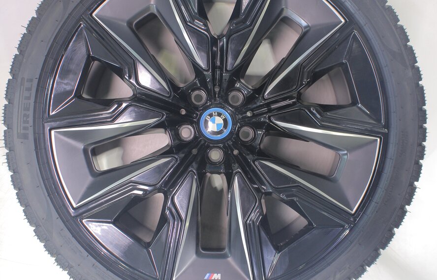 BMW BMW 7er i7 G70 909M 21 inch wheels Pirelli Winter Tires New Original