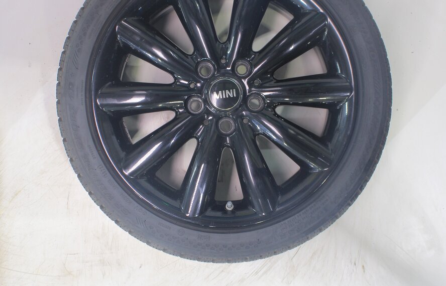 Mini Mini Cooper / S / One / Cabrio F55 F56 F57 499 17 inch wheels Dunlop Winter tires Original