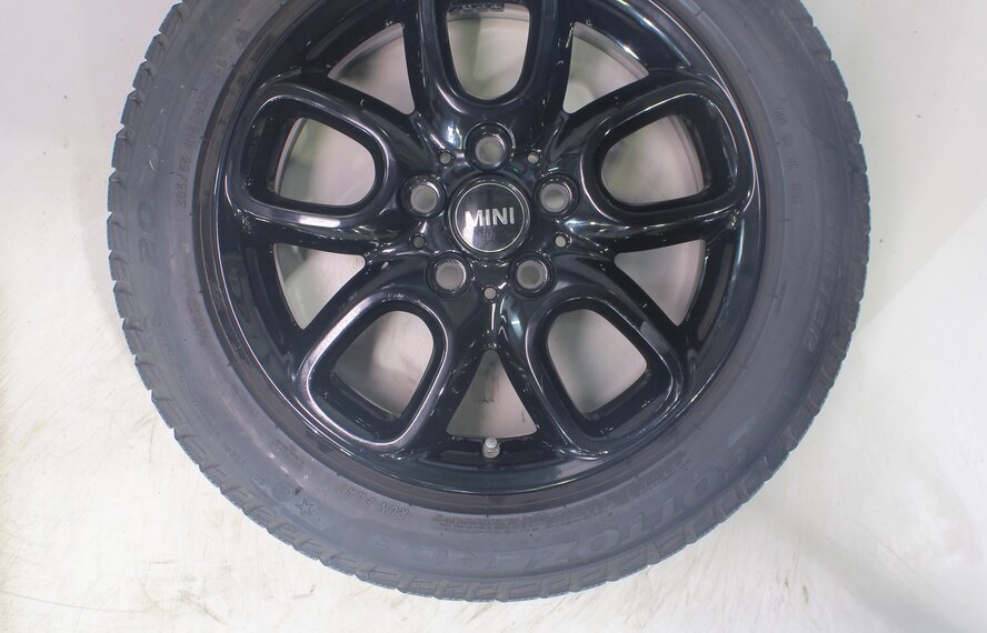 Mini Mini Clubman F54 494 16 inch rims Pirelli Runflat Winter tires Original
