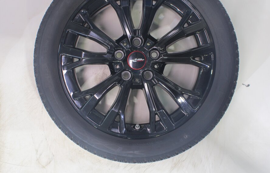 Mini Mini F65 / F66 F67 One / Cooper / Cooper D / Cooper S JCW962 17 inch rims Vredestein Winter tires Original