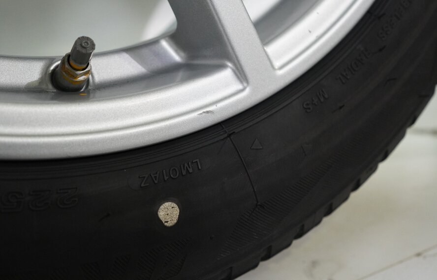 BMW BMW 2 series 3 series 4 series G20 G21 G22 G42 778 17 inch rims Bridgestone winter tires Original